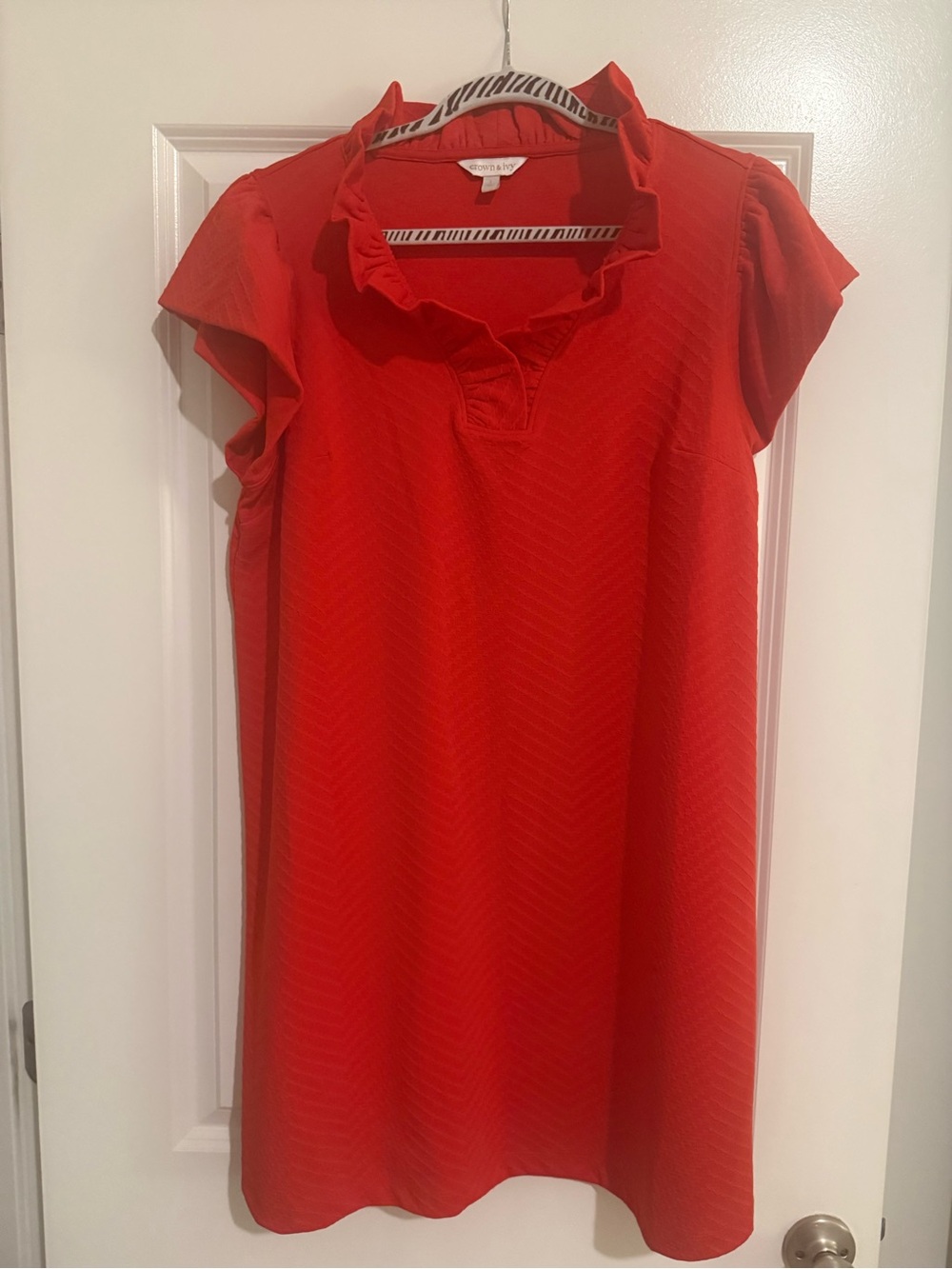 crown & ivy Red Textured Ruffle Neck Dress